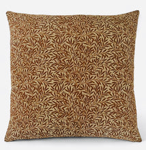 Indlæs billede til gallerivisning William Morris pudebetræk Emery's Willow - Rust
